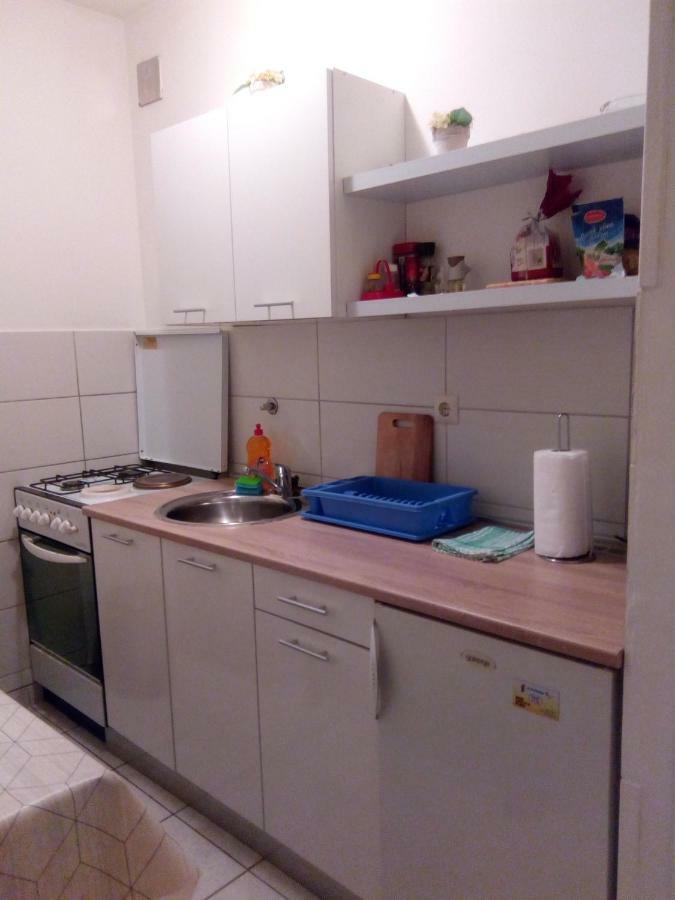 A Small Apartment For A Great Vacation "Ludi" Сплит Екстериор снимка